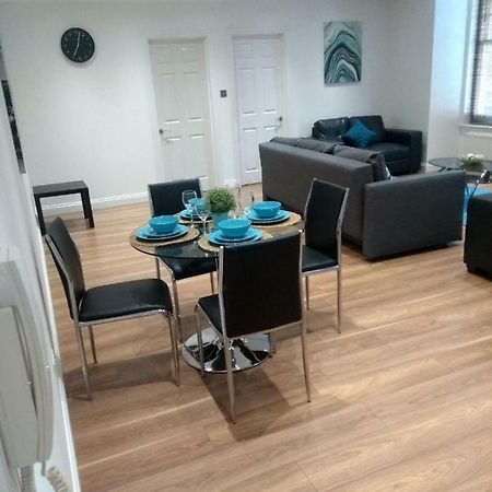 Clifton Apartment Luton  Exterior photo